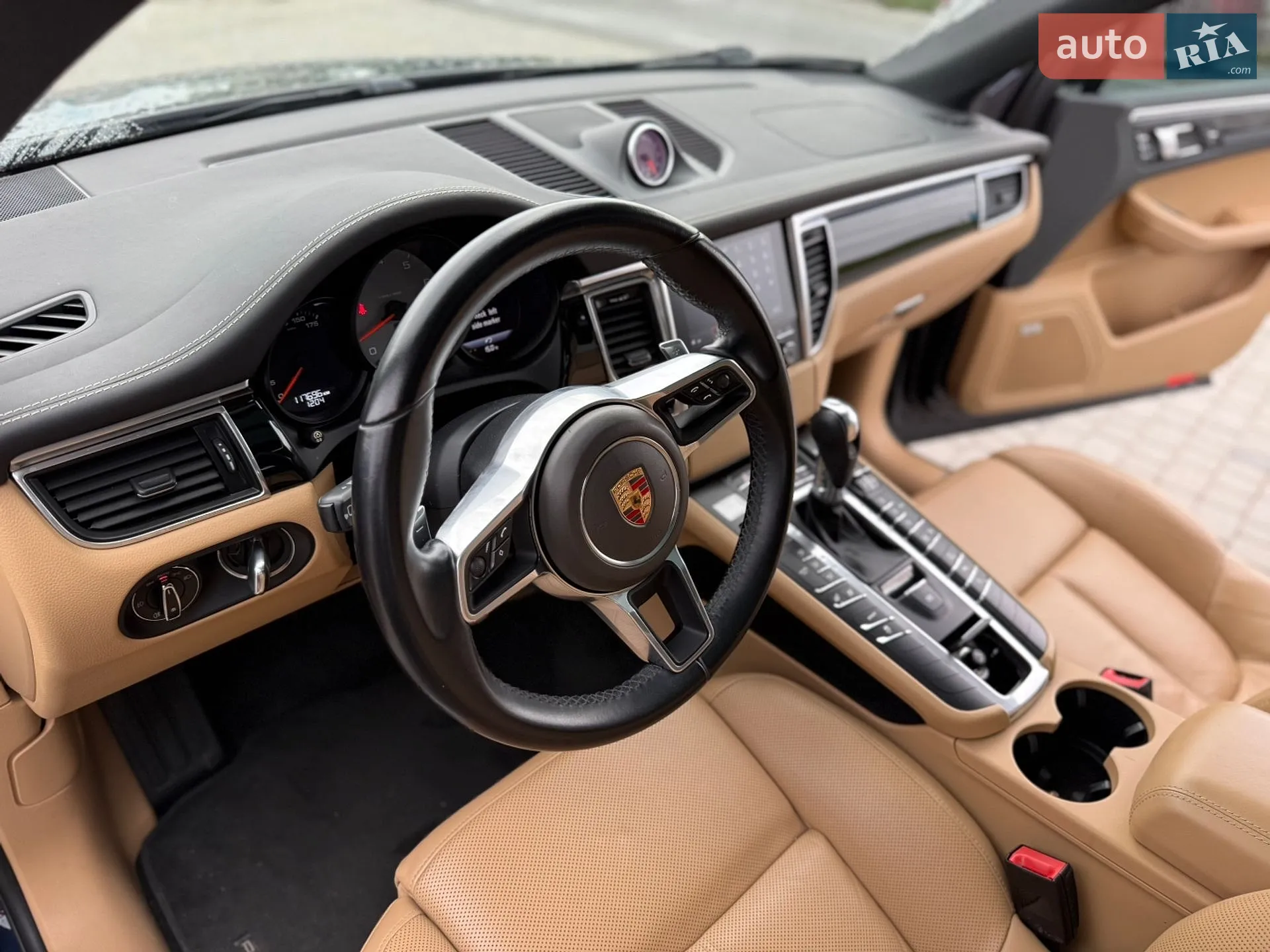 2017 Porsche Macan - мініатюра 13