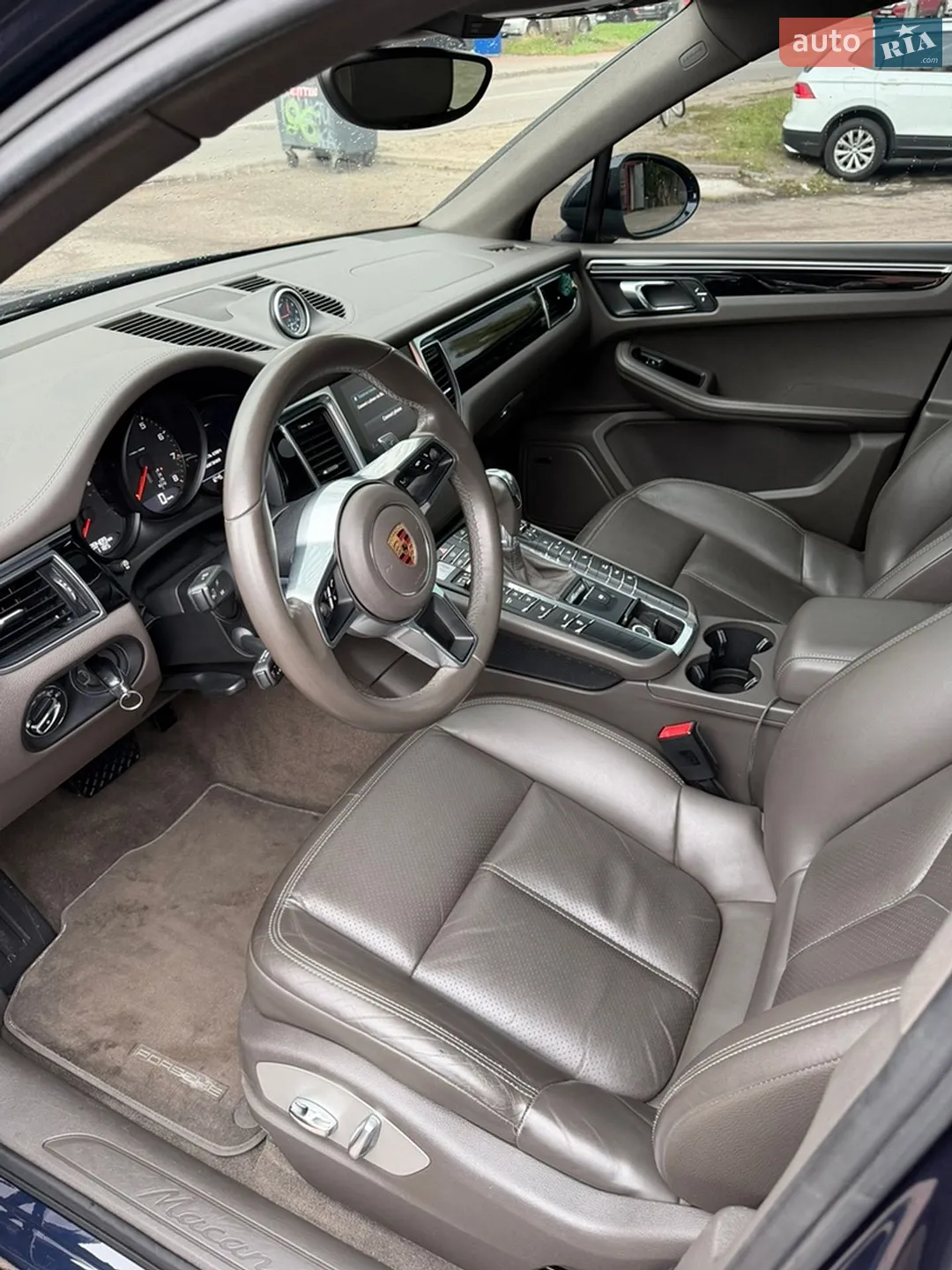 2017 Porsche Macan - мініатюра 8