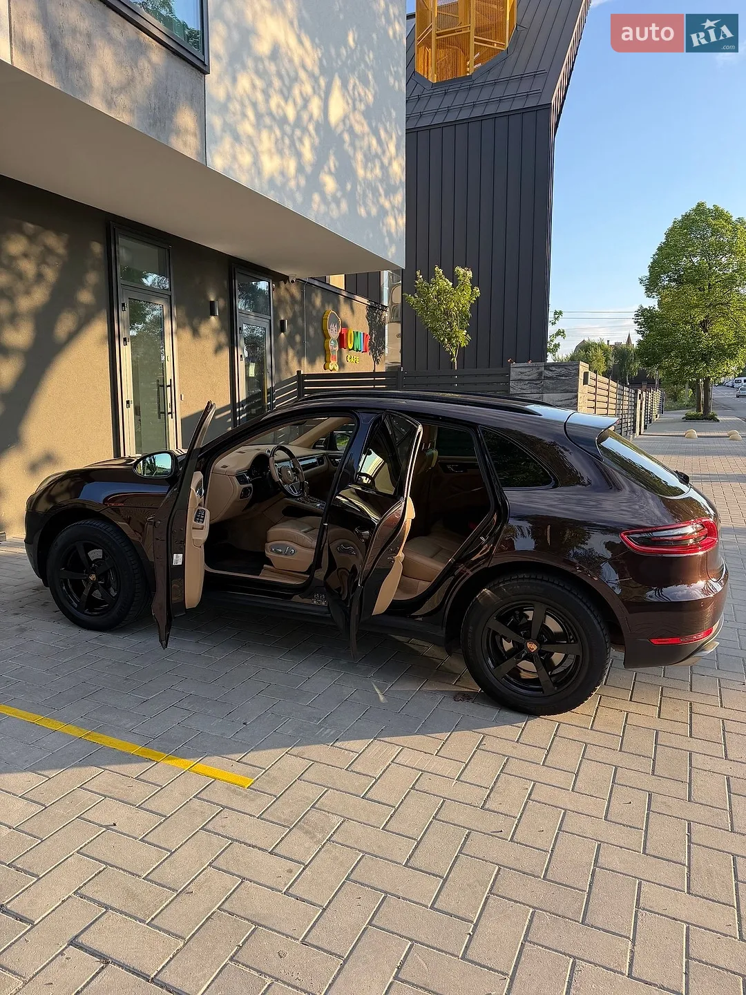 2017 Porsche Macan - мініатюра 12