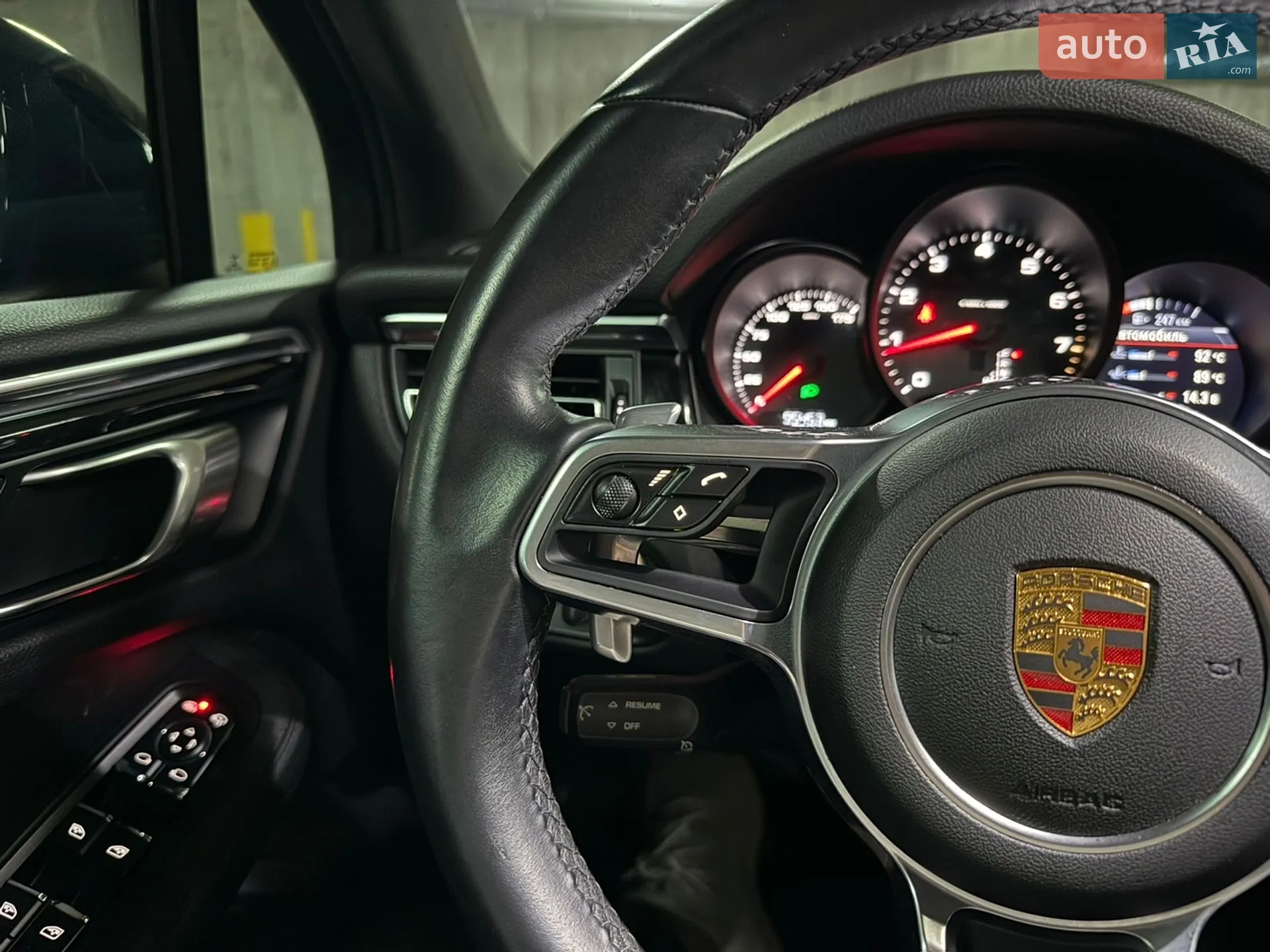 2020 Porsche Macan - мініатюра 34