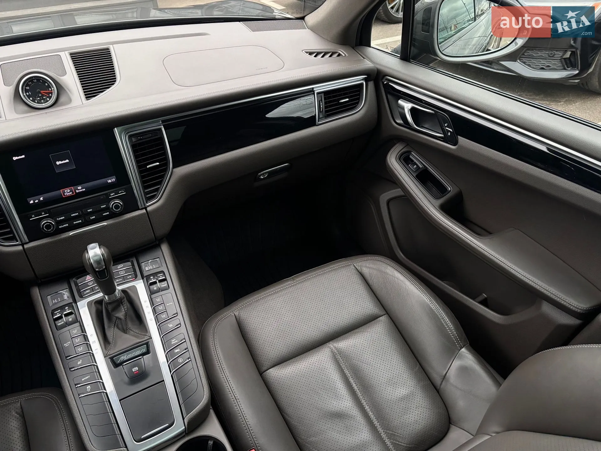 2017 Porsche Macan - мініатюра 44