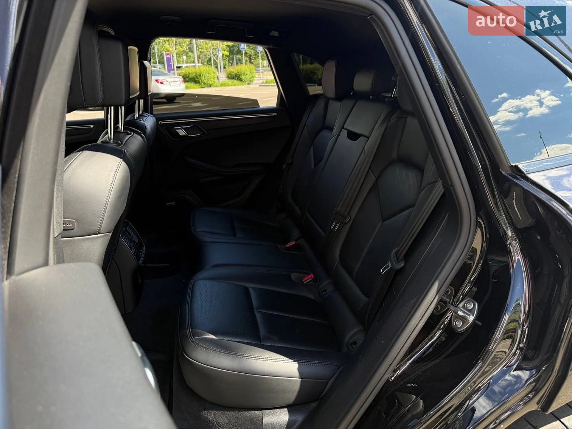 2019 Porsche Macan - мініатюра 12
