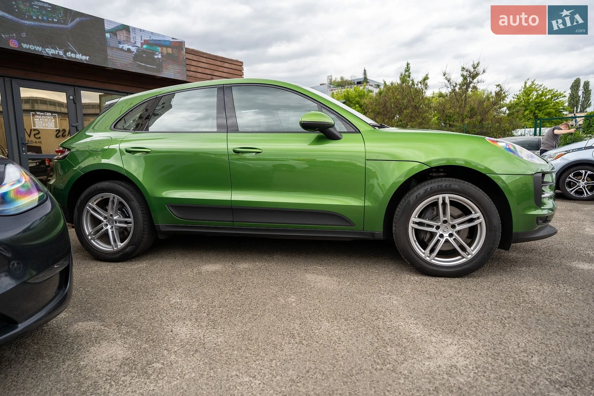 2021 Porsche Macan - мініатюра 3