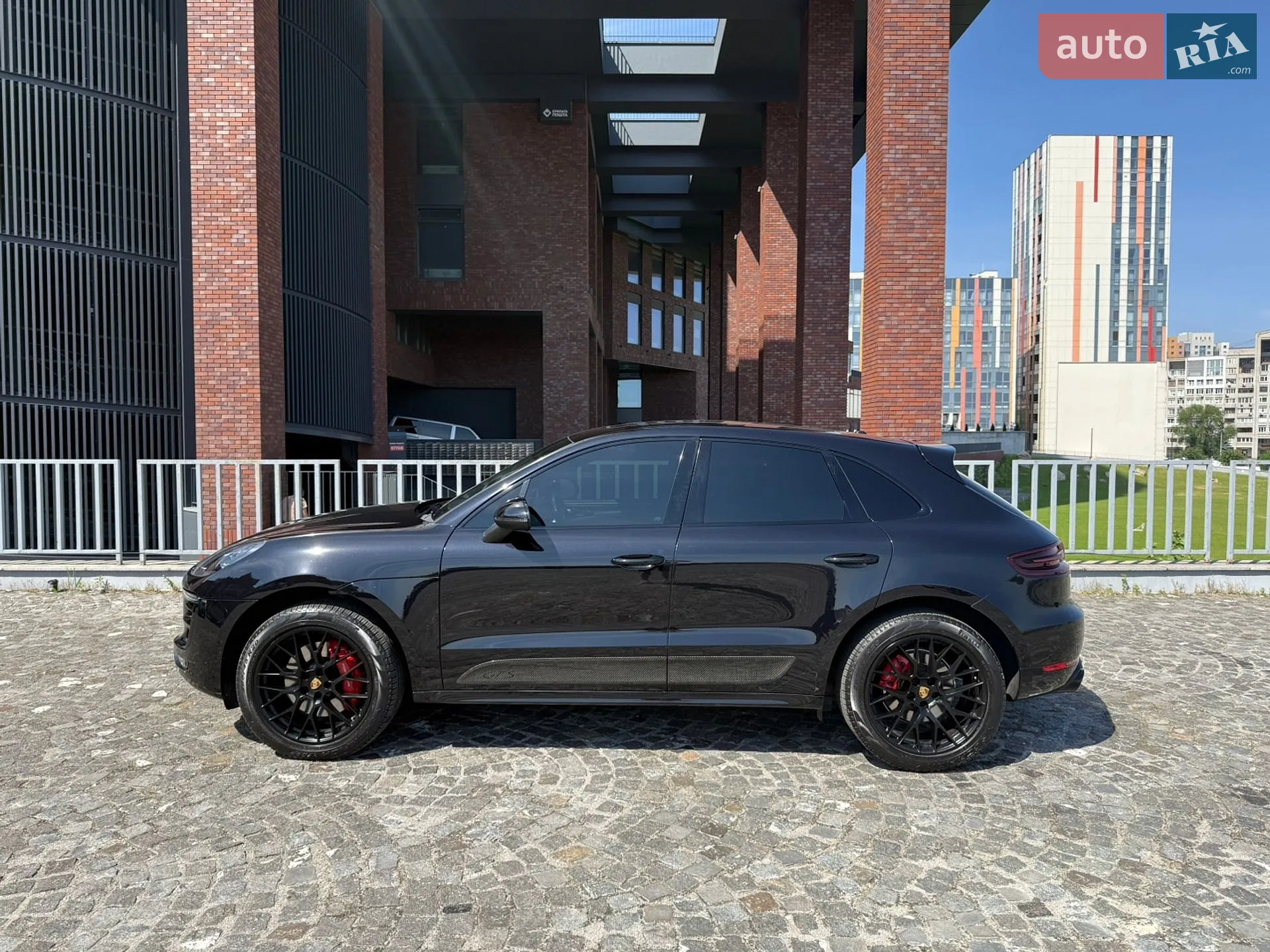 2018 Porsche Macan - мініатюра 4
