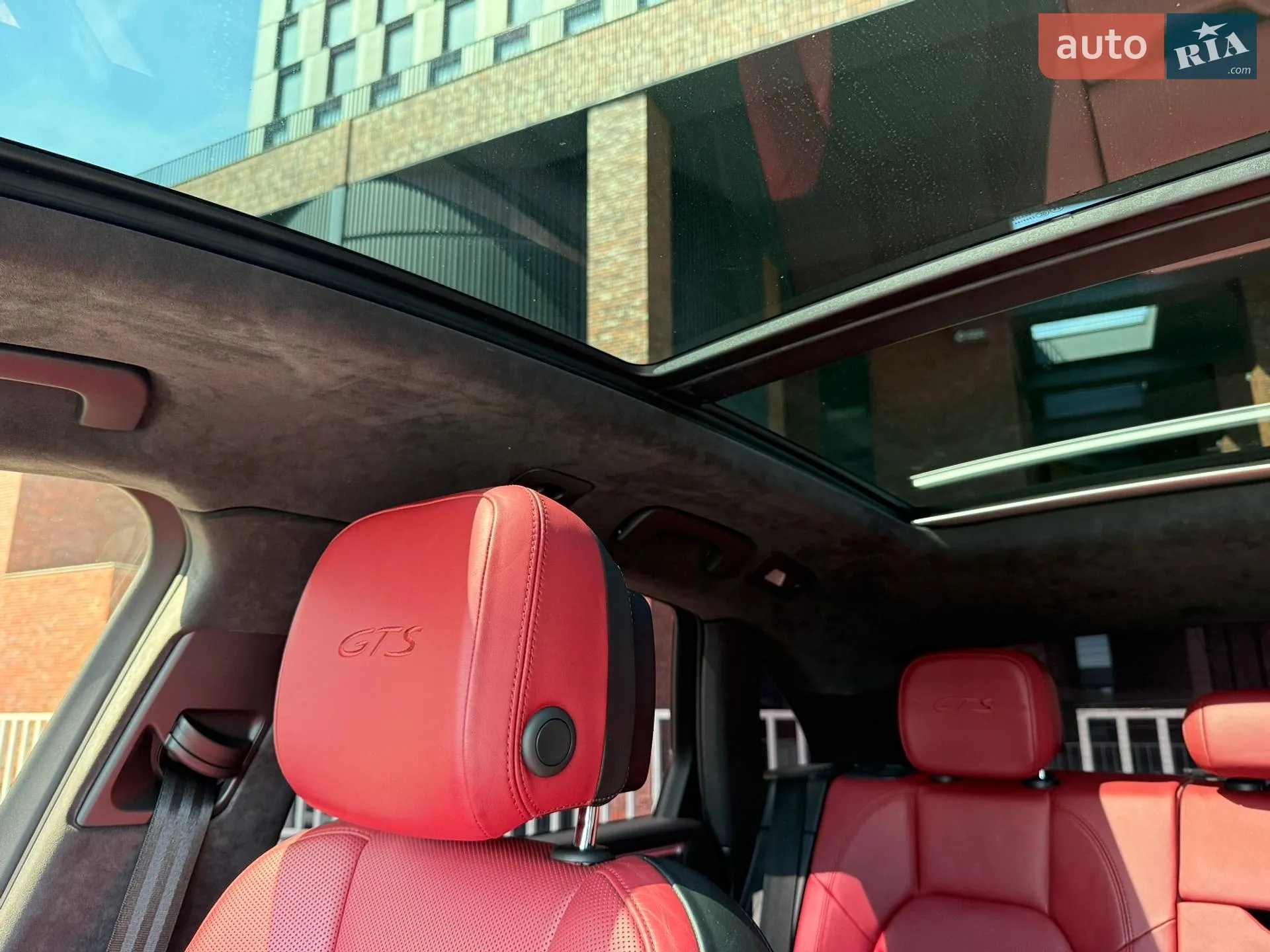 2018 Porsche Macan - мініатюра 51