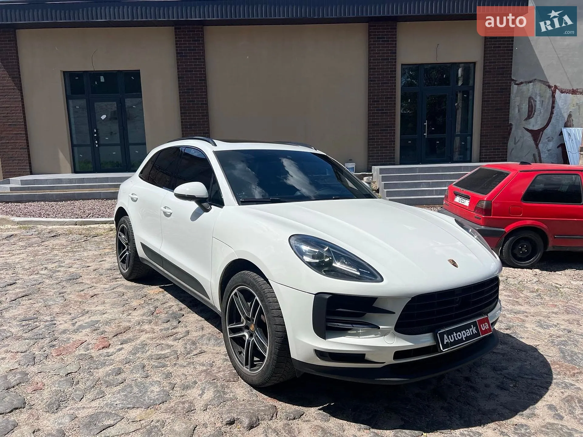 2019 Porsche Macan - мініатюра 3