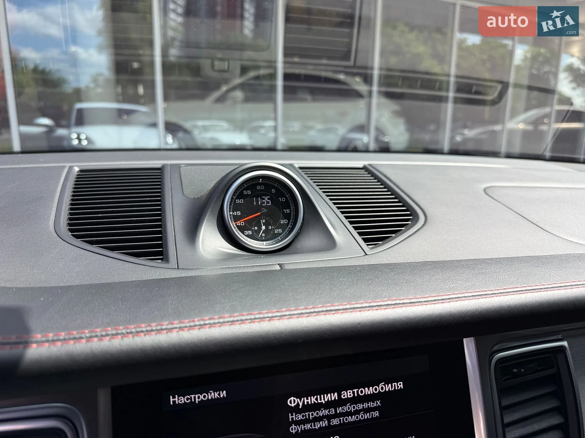 2016 Porsche Macan - мініатюра 29