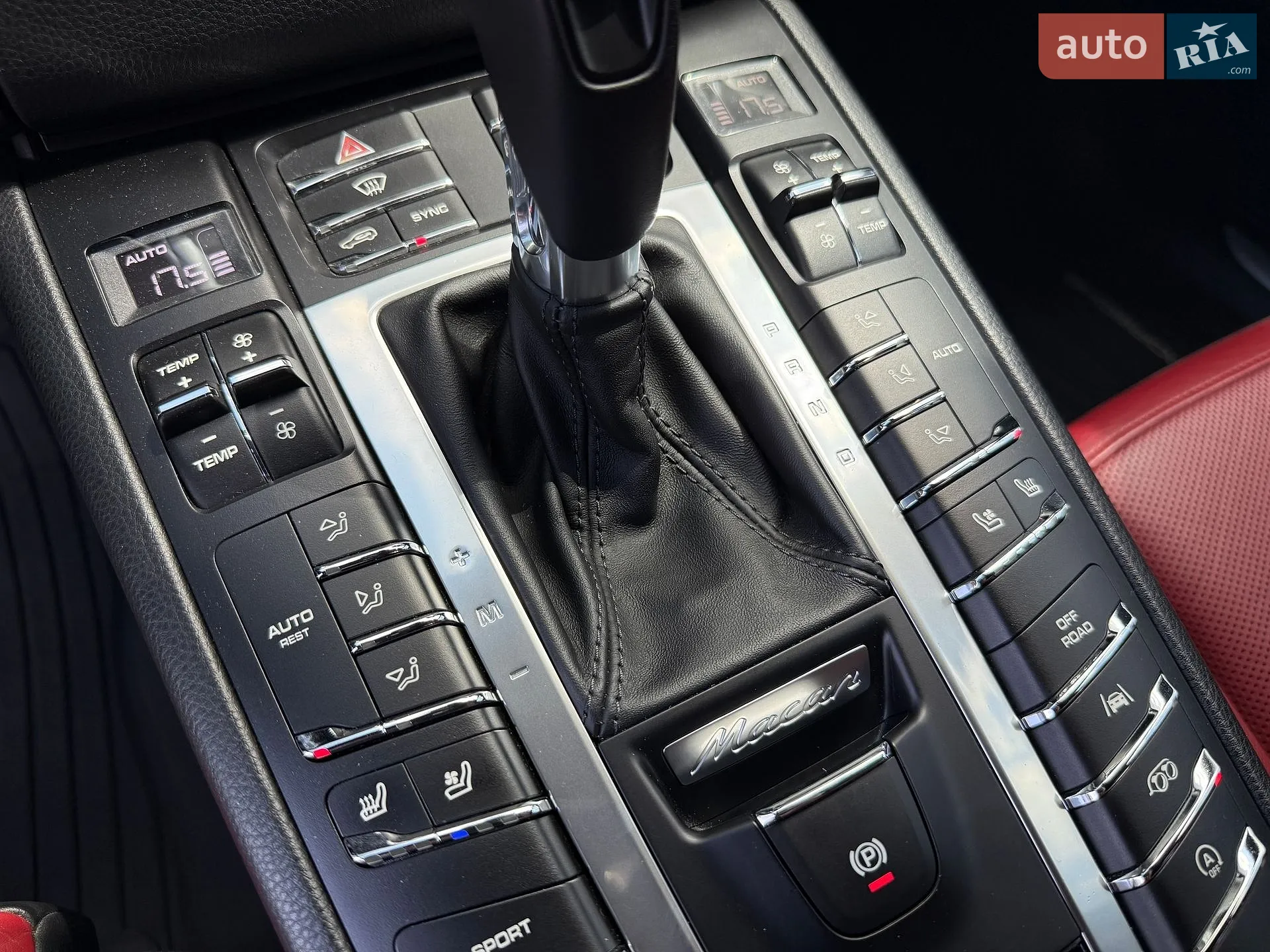 2016 Porsche Macan - мініатюра 34