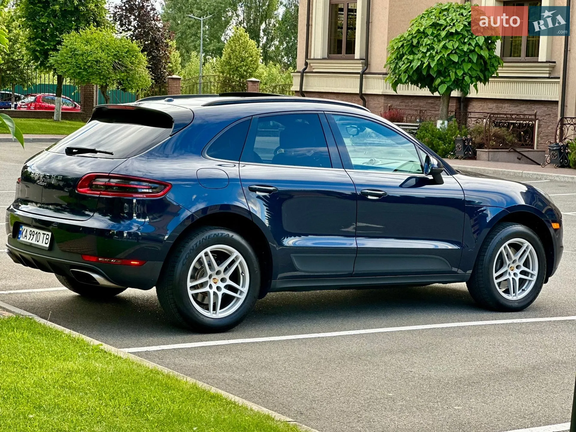 2018 Porsche Macan - мініатюра 9