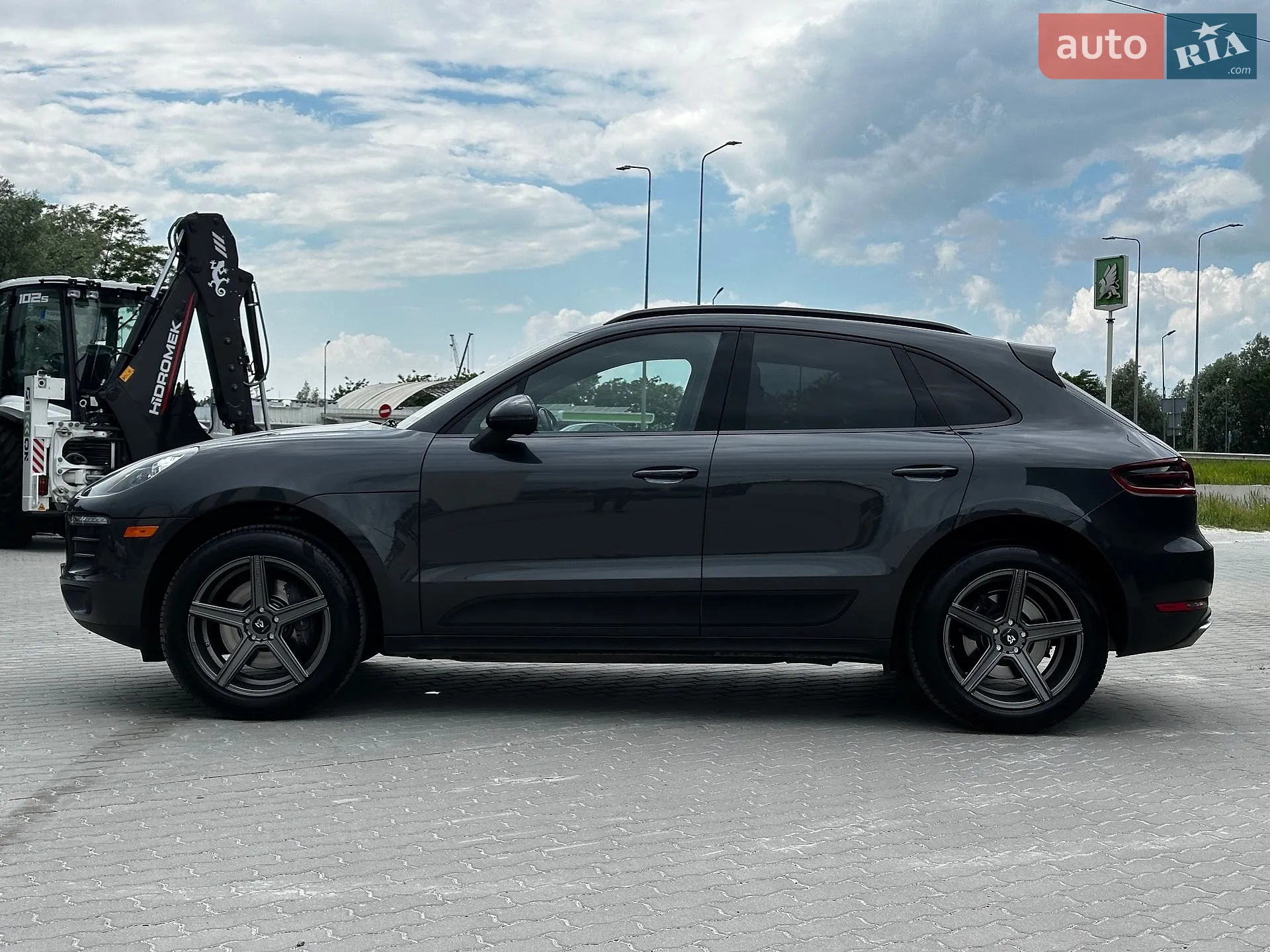 2017 Porsche Macan - мініатюра 8
