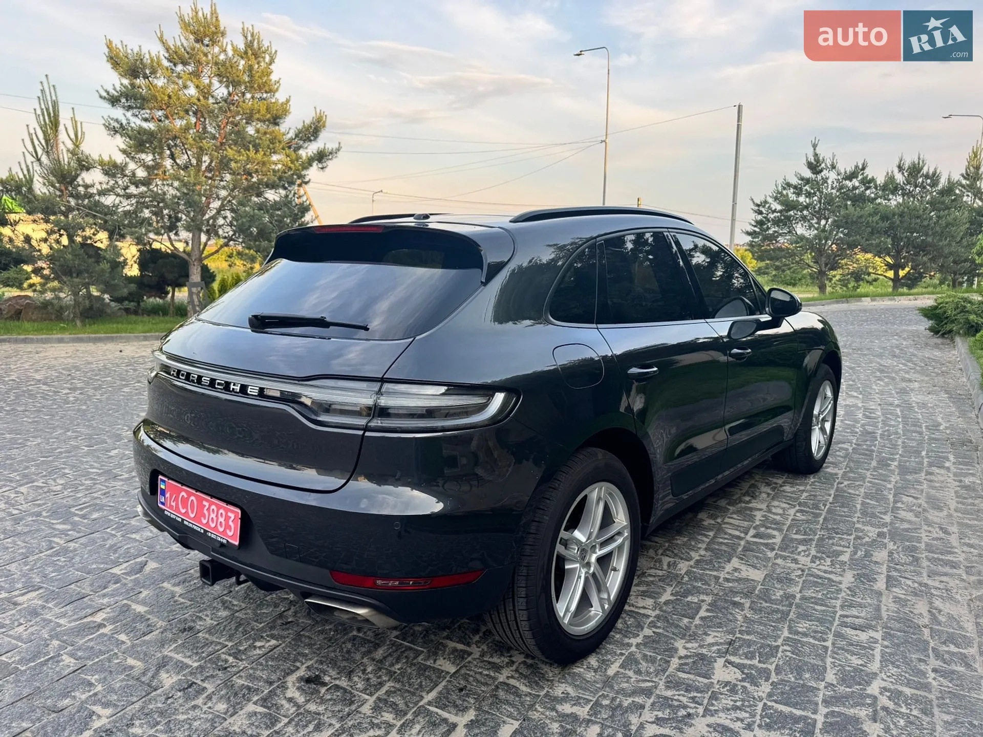 2020 Porsche Macan - мініатюра 3