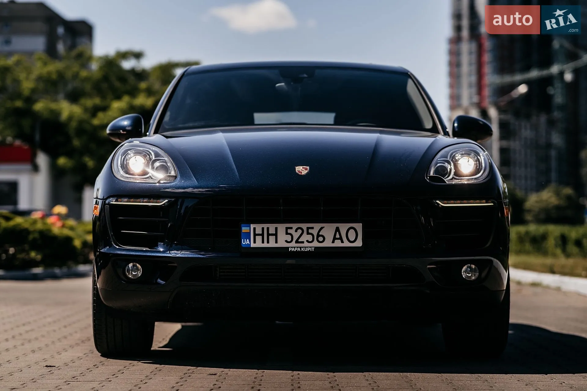 2017 Porsche Macan - мініатюра 2