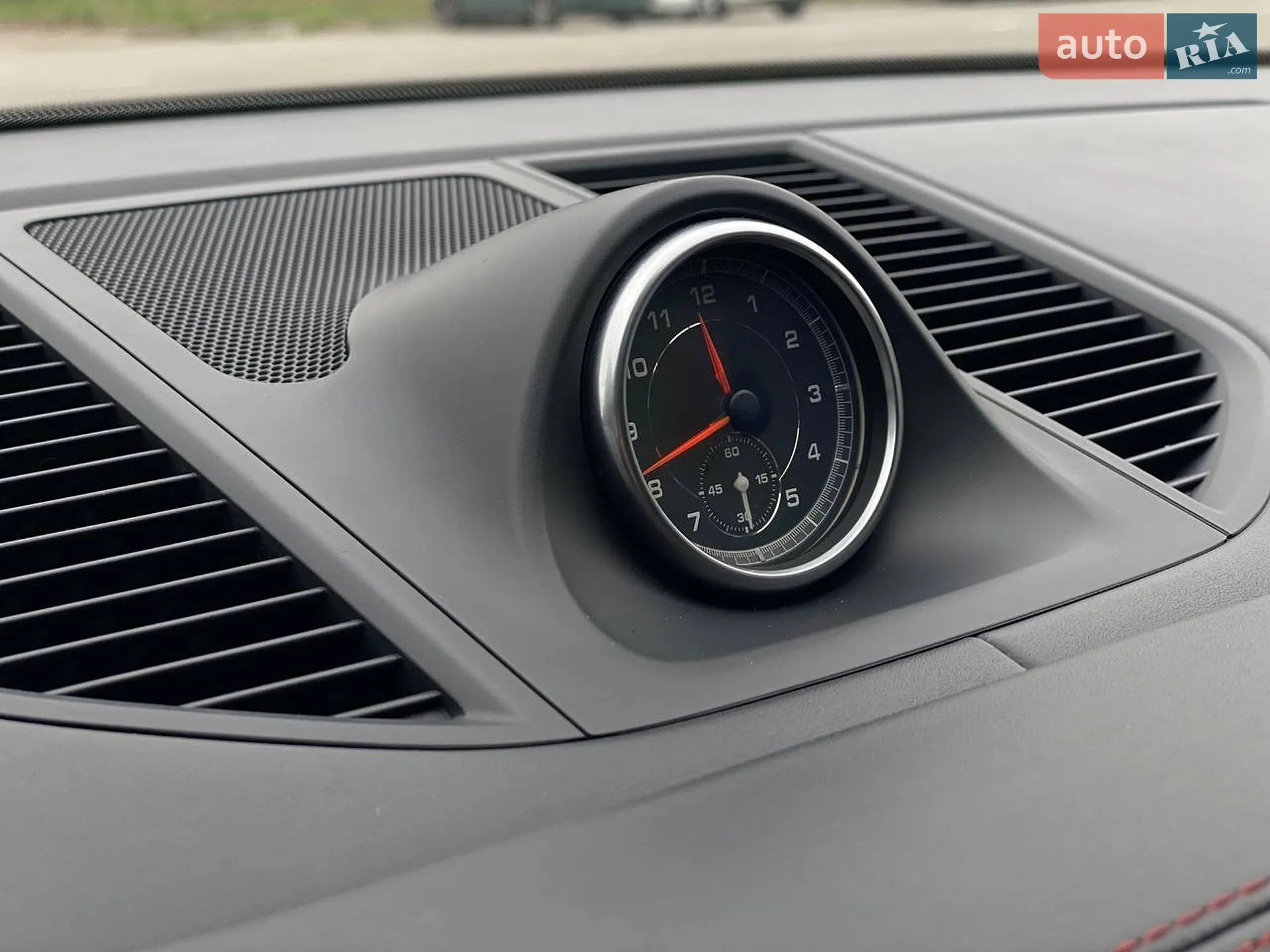 2018 Porsche Macan - мініатюра 32