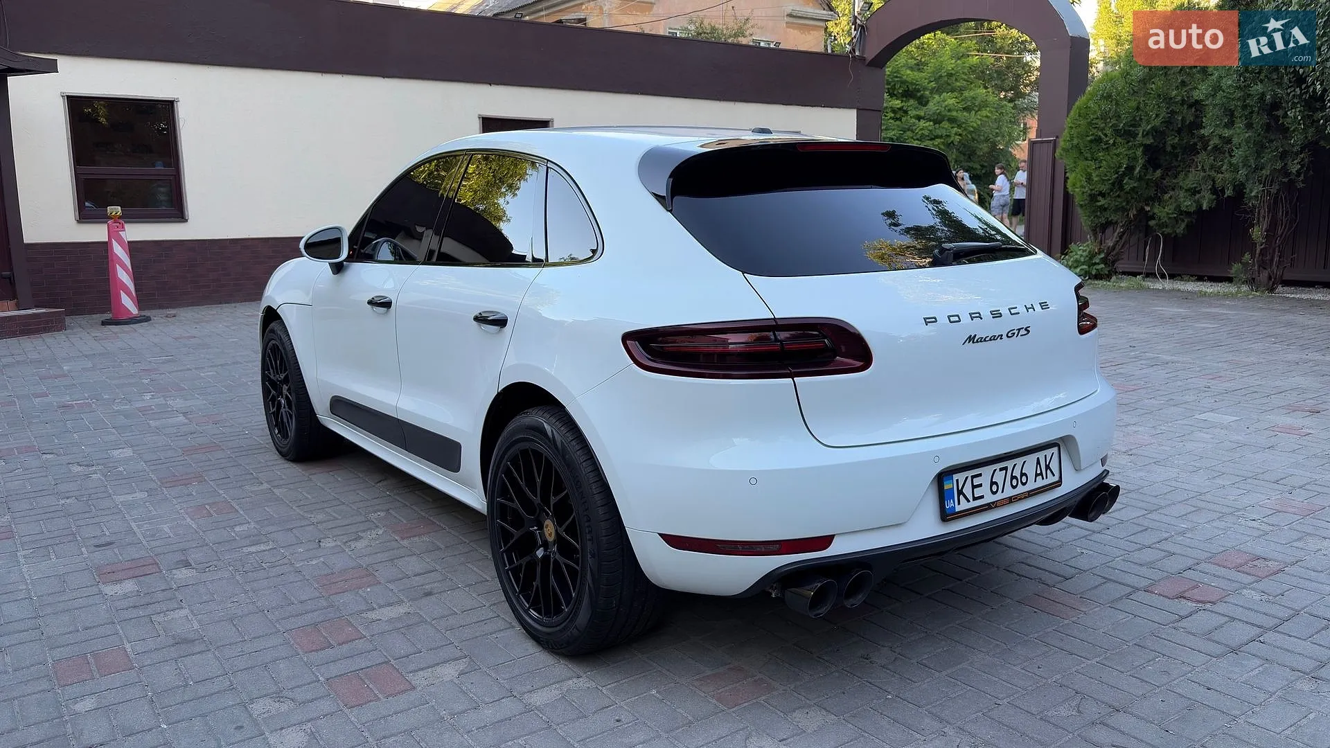 2017 Porsche Macan - мініатюра 4