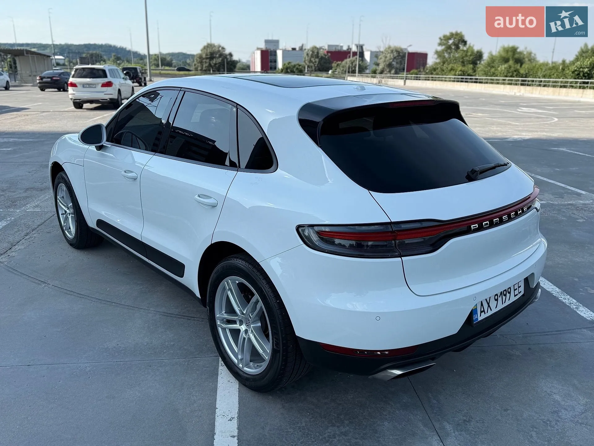 2020 Porsche Macan - мініатюра 13
