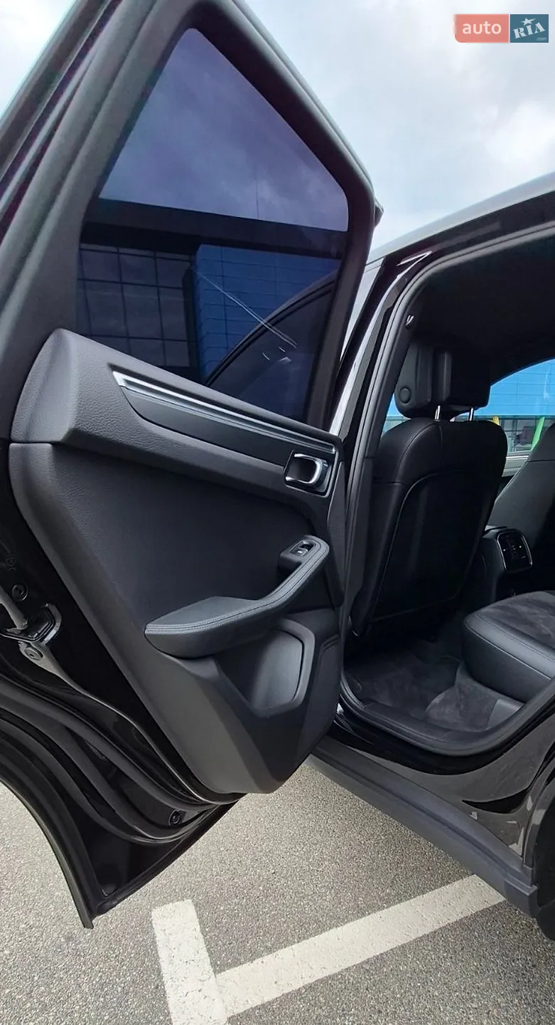 2016 Porsche Macan - мініатюра 26