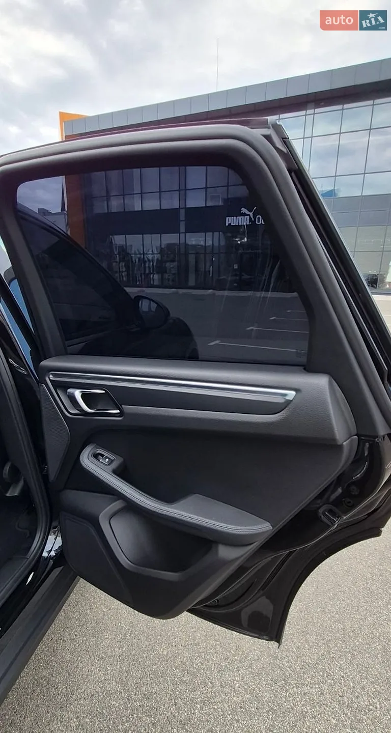 2016 Porsche Macan - мініатюра 29