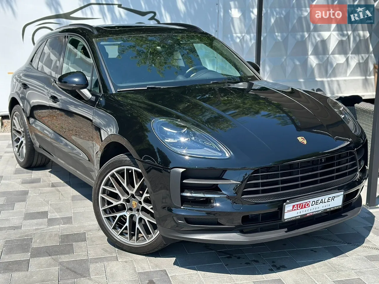 2020 Porsche Macan - мініатюра 10