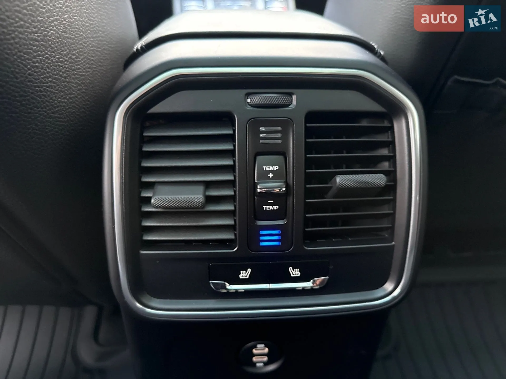 2021 Porsche Macan - мініатюра 10