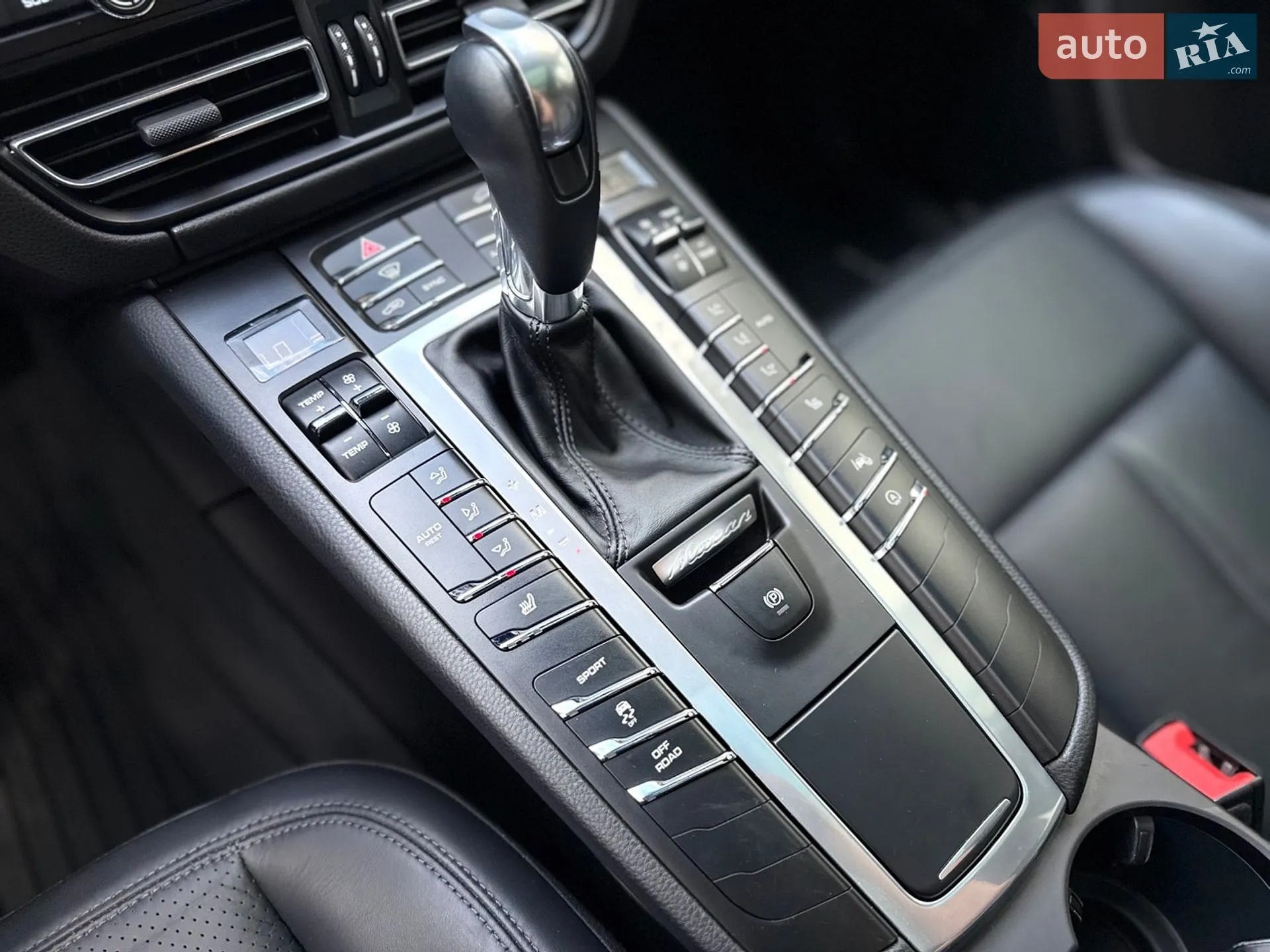 2021 Porsche Macan - мініатюра 20