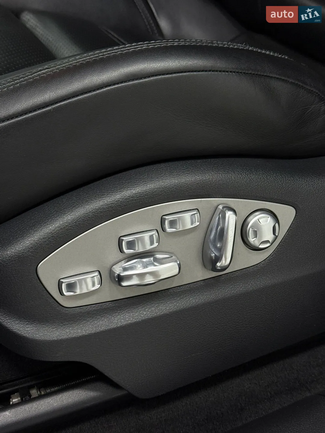 2015 Porsche Macan - мініатюра 18