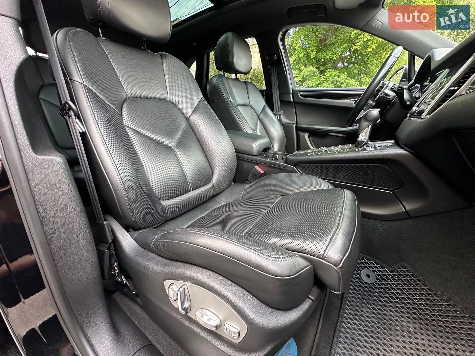 2017 Porsche Macan - мініатюра 23