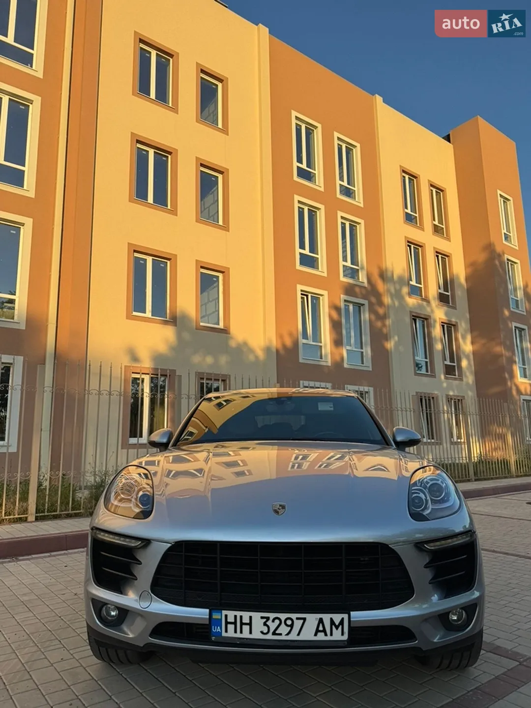 2017 Porsche Macan - мініатюра 3