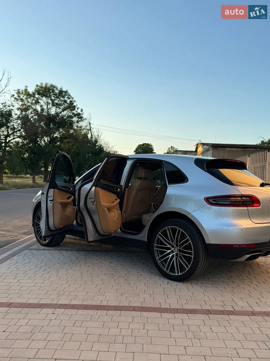 2017 Porsche Macan - мініатюра 12