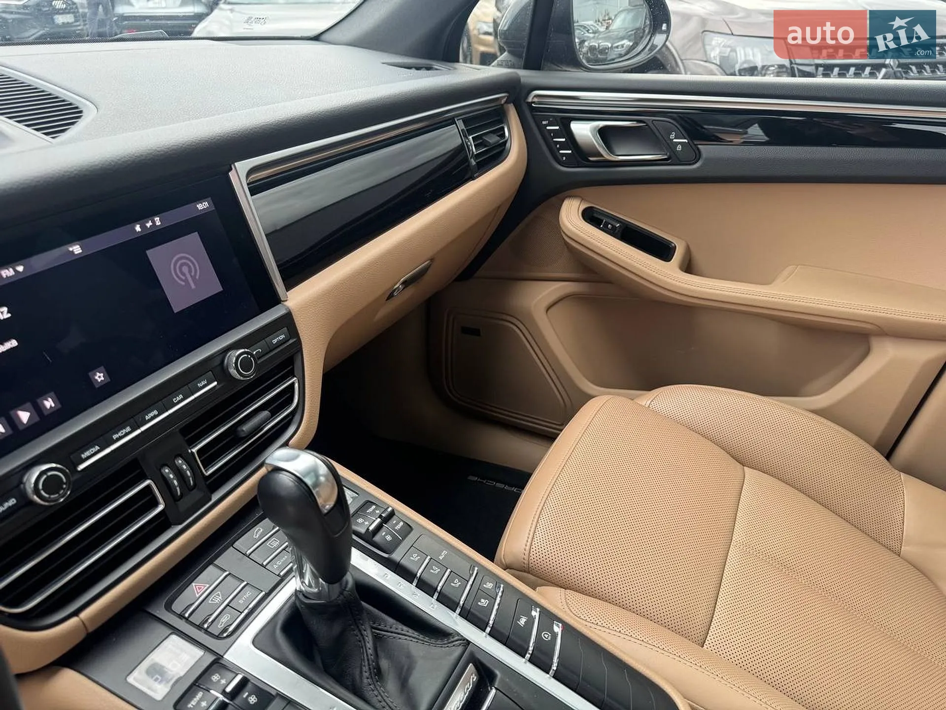 2020 Porsche Macan - мініатюра 19