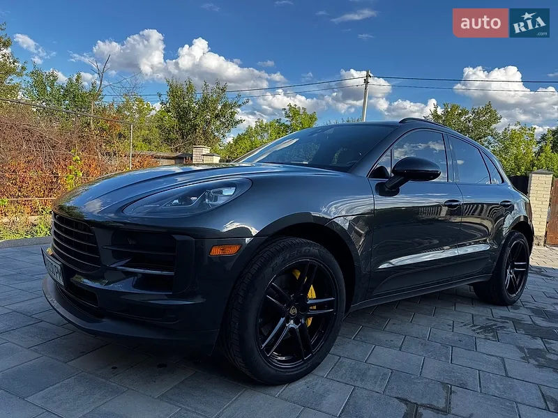 Porsche Macan 2021