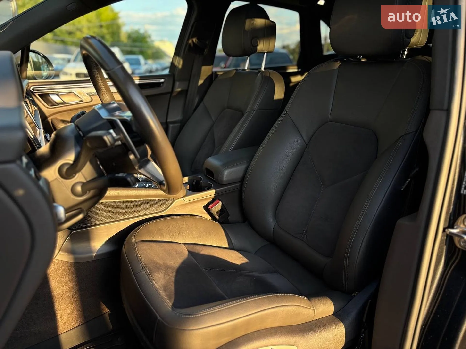2020 Porsche Macan - мініатюра 21