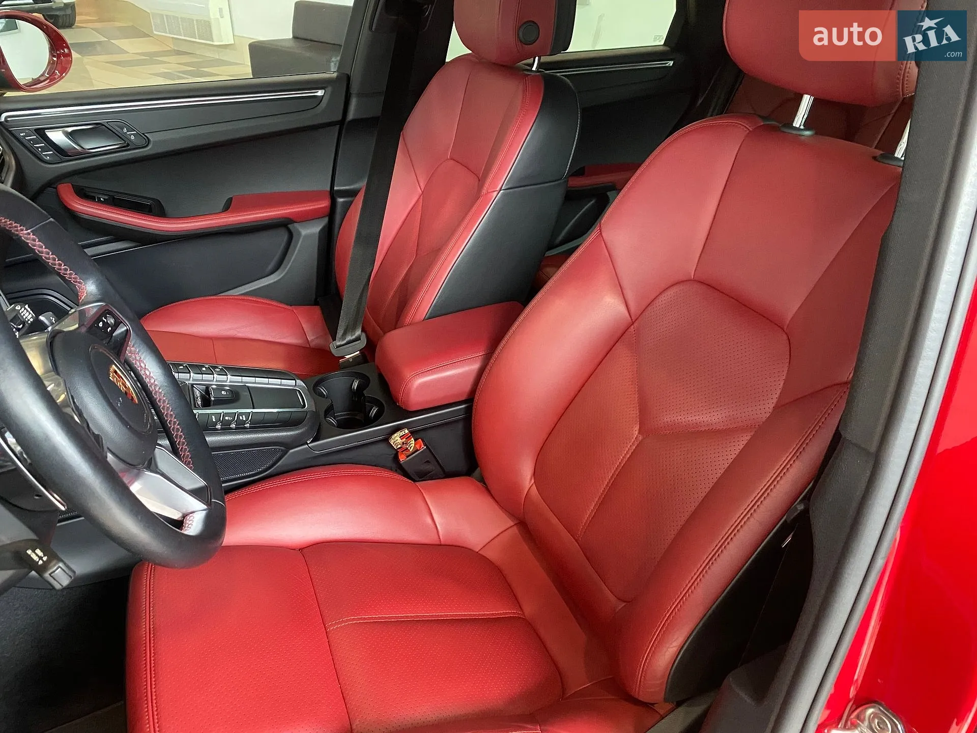 2019 Porsche Macan - мініатюра 26