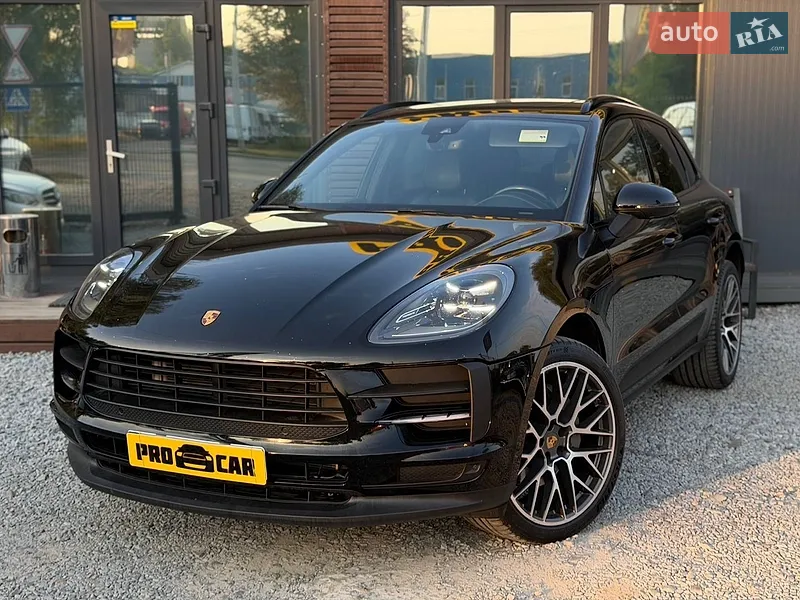 Porsche Macan 2021