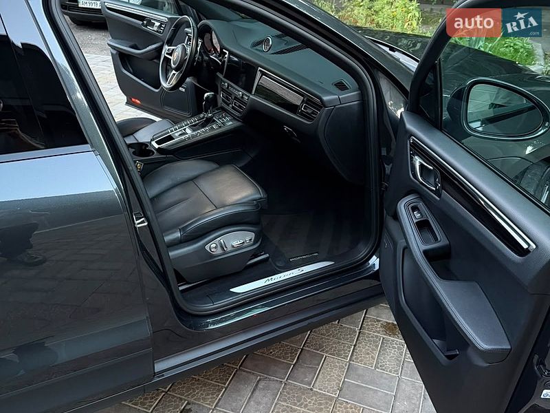 Внедорожник / Кроссовер Porsche Macan 2019 в Кременчуге