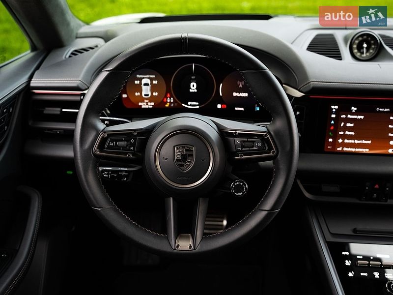 Позашляховик / Кросовер Porsche Macan 2024 в Луцьку