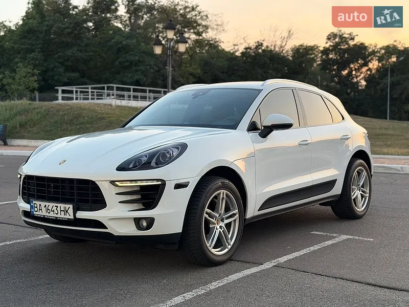 Porsche Macan 2016