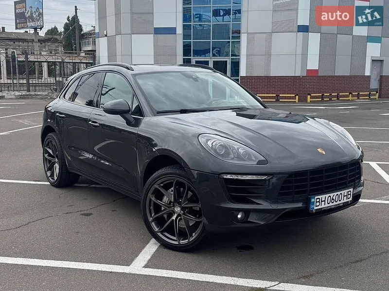 Porsche Macan