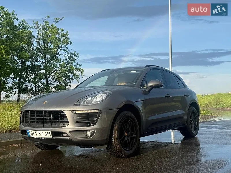 Porsche Macan