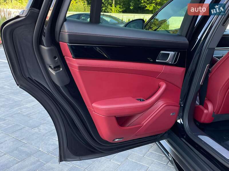 Универсал Porsche Panamera Sport Turismo 2019 в Луцке фото 24 Универсал Porsche Panamera Sport Turismo 2019 в Луцке
