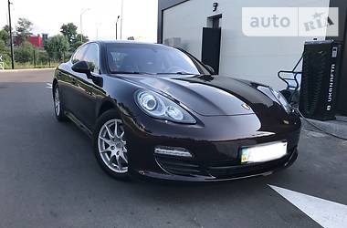  Porsche Panamera 2010 в Киеве