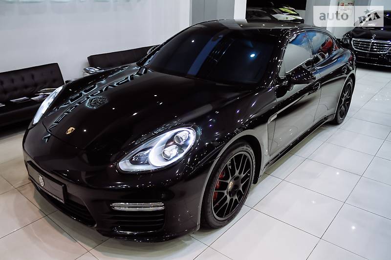 Лифтбек Porsche Panamera 2014 в Одессе