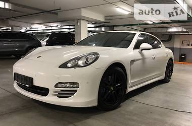 Porsche Panamera 2011