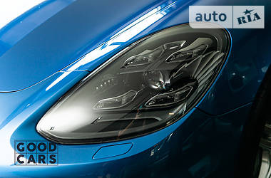 Ліфтбек Porsche Panamera 2018 в 