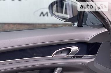 Хетчбек Porsche Panamera 2013 в 