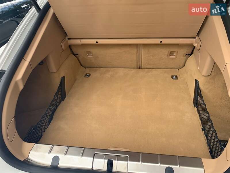 Хэтчбек Porsche Panamera 2010 в Тернополе