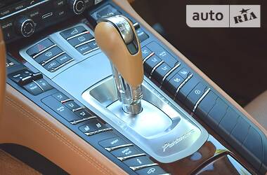 Хетчбек Porsche Panamera 2013 в 