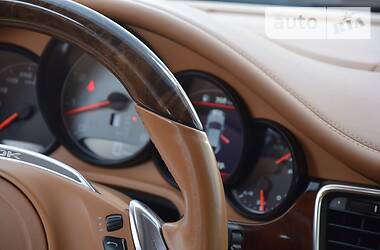 Хетчбек Porsche Panamera 2013 в 