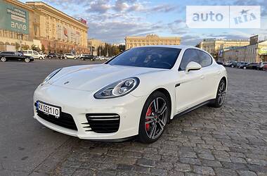Лифтбек Porsche Panamera 2013 в Харькове