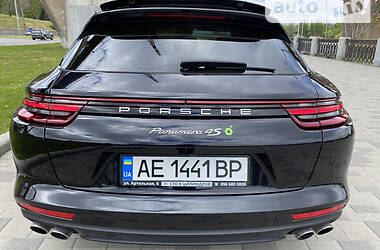 Универсал Porsche Panamera 2017 в Днепре