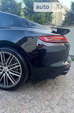 Хетчбек Porsche Panamera 2019 в Одесі